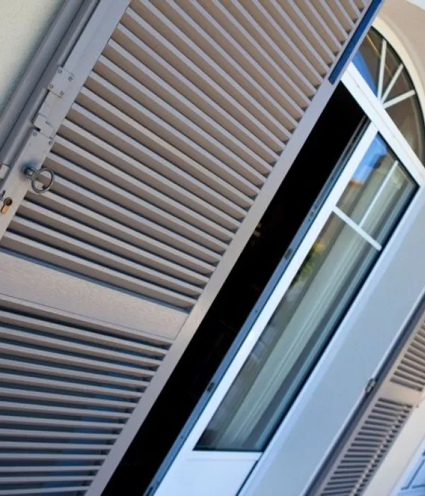 Couverture de toit à Lyon, Déno Com